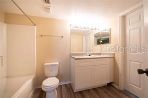 Condo in Orlando, Florida, 2 bedrooms  № 2234422 - photo 25