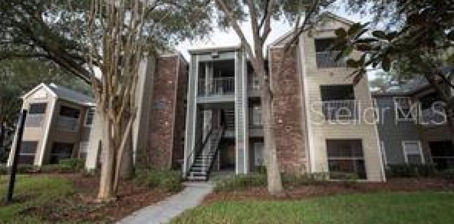 Condo in Orlando, Florida, 2 bedrooms  № 2234422