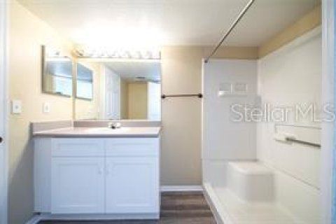 Condo in Orlando, Florida, 2 bedrooms  № 2234422 - photo 27