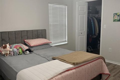 Condo in Orlando, Florida, 2 bedrooms  № 2234422 - photo 11