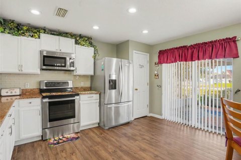 Villa ou maison à vendre à Mulberry, Floride: 3 chambres, 157.47 m2 № 2430482 - photo 13