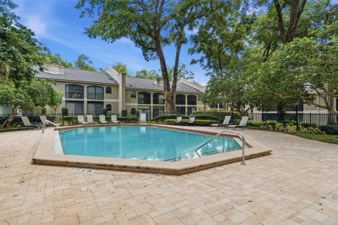Condo in Altamonte Springs, Florida, 3 bedrooms № 2157385 - photo 17