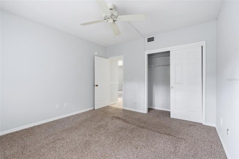 Condo in Altamonte Springs, Florida, 3 bedrooms № 2157385 - photo 7