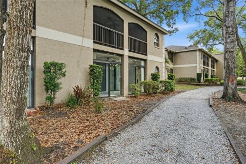 Condo in Altamonte Springs, Florida, 3 bedrooms № 2157385 - photo 19