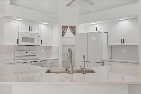 Casa en venta en Rotonda, Florida, 3 dormitorios, 189.71 m2 № 1767672 - foto 11