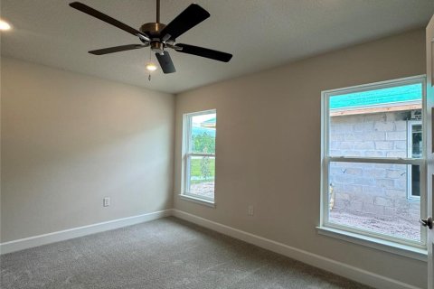 House in Saint Cloud, Florida 3 bedrooms, 131.46 sq.m. № 1819479 - photo 17