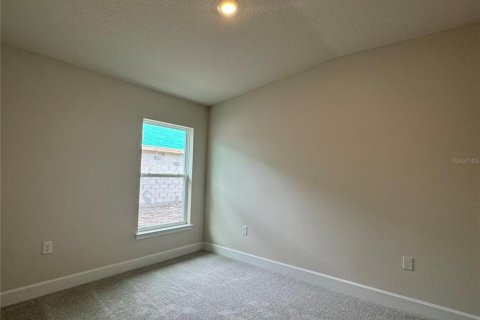 House in Saint Cloud, Florida 3 bedrooms, 131.46 sq.m. № 1819479 - photo 11