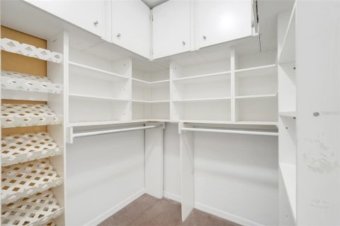 Купить виллу или дом в Киссимми, Флорида 4 комнаты, 145.76м2, № 2200946 - фото 16