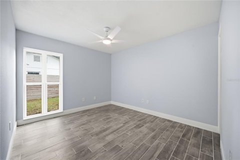 House in Tampa, Florida 3 bedrooms, 134.34 sq.m. № 2338905 - photo 24
