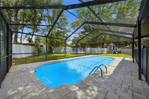 House in Tampa, Florida 3 bedrooms, 134.34 sq.m. № 2338905 - photo 28