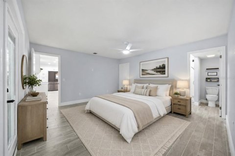 House in Tampa, Florida 3 bedrooms, 134.34 sq.m. № 2338905 - photo 17