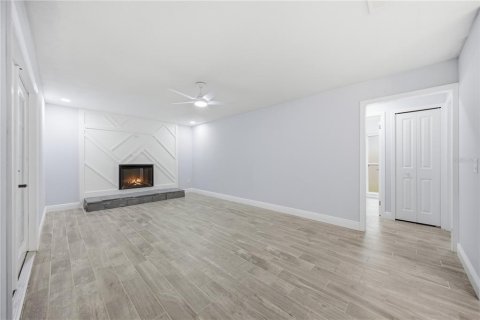 House in Tampa, Florida 3 bedrooms, 134.34 sq.m. № 2338905 - photo 13