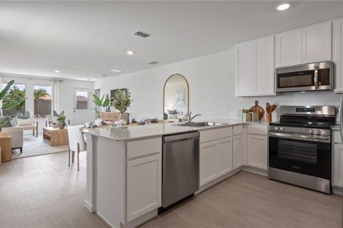 Casa en venta en Groveland, Florida, 3 dormitorios, 132.29 m2 № 2384019 - foto 2