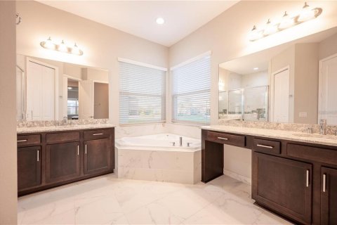 Casa en alquiler en Wesley Chapel, Florida, 4 dormitorios, 374.67 m2 № 1846675 - foto 10