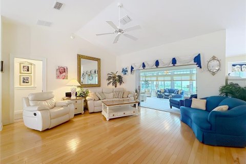 Casa en venta en Ocala, Florida, 3 dormitorios, 163.23 m2 № 2198113 - foto 12