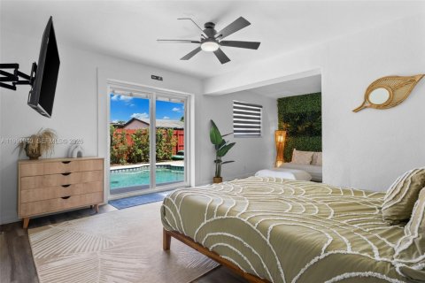 Снять в аренду виллу или дом в Окленд-Парк, Флорида 4 спальни, 112.41м2, № 2056884 - фото 14