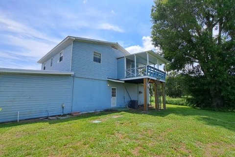 House in Okeechobee, Florida 3 bedrooms, 185.8 sq.m. № 2122976 - photo 24