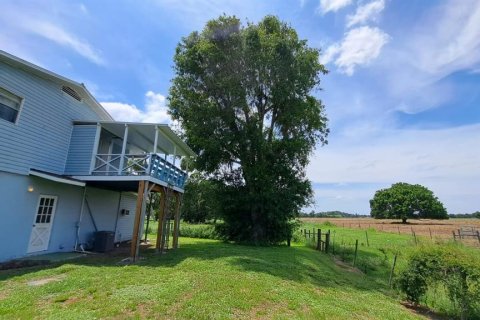 House in Okeechobee, Florida 3 bedrooms, 185.8 sq.m. № 2122976 - photo 26