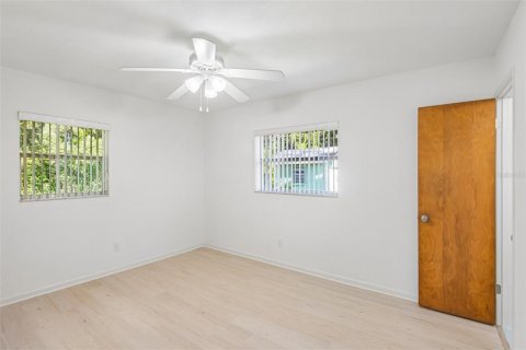 Casa en venta en Seffner, Florida, 3 dormitorios, 118.17 m2 № 2383788 - foto 28