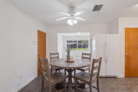 Casa en venta en Seffner, Florida, 3 dormitorios, 118.17 m2 № 2383788 - foto 11
