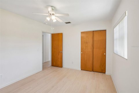 Casa en venta en Seffner, Florida, 3 dormitorios, 118.17 m2 № 2383788 - foto 26