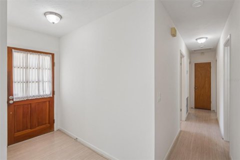 Casa en venta en Seffner, Florida, 3 dormitorios, 118.17 m2 № 2383788 - foto 4