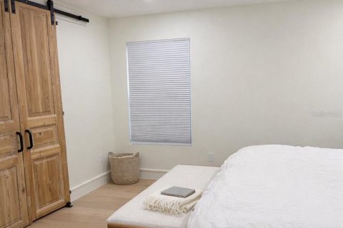 House in Orlando, Florida 3 bedrooms, 220.27 sq.m. № 2214061 - photo 19