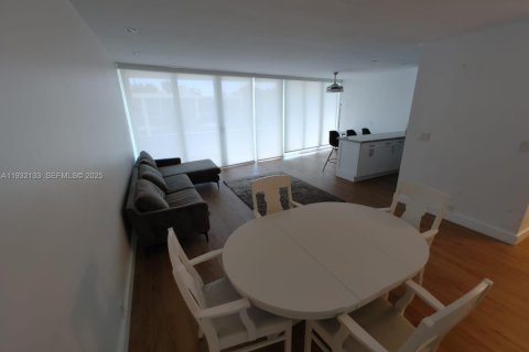 Copropriété à vendre à Bal Harbour, Floride: 1 chambre, 91.6 m2 № 2088956 - photo 11