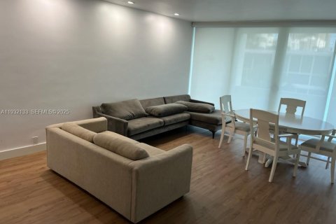 Copropriété à vendre à Bal Harbour, Floride: 1 chambre, 91.6 m2 № 2088956 - photo 7