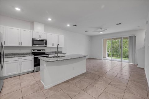 Townhouse in Daytona Beach, Florida 3 bedrooms, 153.85 sq.m. № 2106666 - photo 17