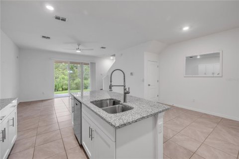Townhouse in Daytona Beach, Florida 3 bedrooms, 153.85 sq.m. № 2106666 - photo 23