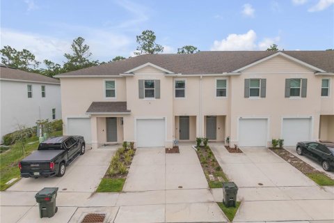 Townhouse in Daytona Beach, Florida 3 bedrooms, 153.85 sq.m. № 2106666 - photo 7