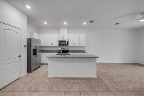 Townhouse in Daytona Beach, Florida 3 bedrooms, 153.85 sq.m. № 2106666 - photo 18