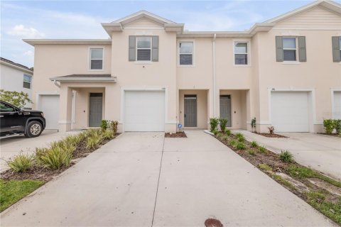Townhouse in Daytona Beach, Florida 3 bedrooms, 153.85 sq.m. № 2106666 - photo 4