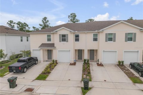 Townhouse in Daytona Beach, Florida 3 bedrooms, 153.85 sq.m. № 2106666 - photo 8