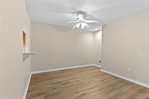 Adosado en alquiler en Zephyrhills, Florida, 3 dormitorios, 145.02 m2 № 1911676 - foto 15