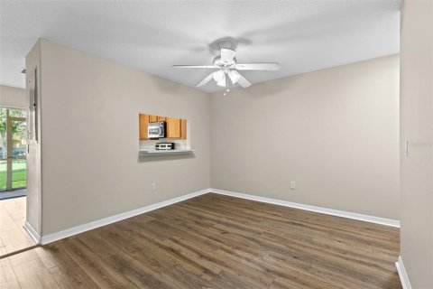 Adosado en alquiler en Zephyrhills, Florida, 3 dormitorios, 145.02 m2 № 1911676 - foto 14