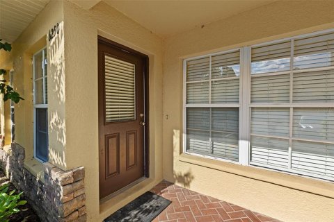 Adosado en alquiler en Zephyrhills, Florida, 3 dormitorios, 145.02 m2 № 1911676 - foto 1