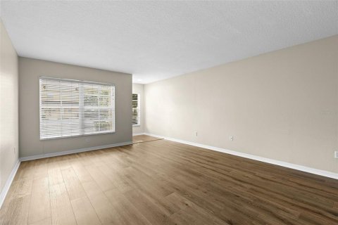 Adosado en alquiler en Zephyrhills, Florida, 3 dormitorios, 145.02 m2 № 1911676 - foto 12