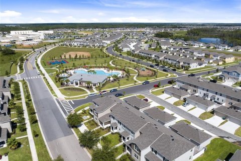 Townhouse in Winter Garden, Florida 3 bedrooms, 151.99 sq.m. № 2107579 - photo 30