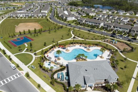 Townhouse in Winter Garden, Florida 3 bedrooms, 151.99 sq.m. № 2107579 - photo 29