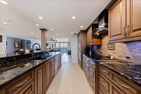 Copropriété à vendre à Indian Shores, Floride: 3 chambres, 189.99 m2 № 2398994 - photo 17