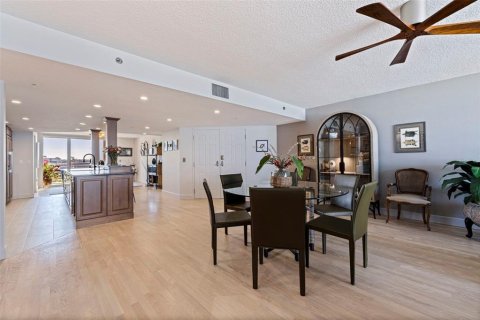 Copropriété à vendre à Indian Shores, Floride: 3 chambres, 189.99 m2 № 2398994 - photo 12