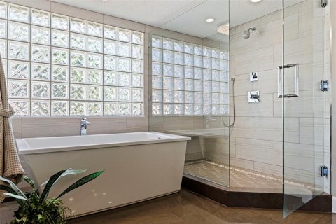 Copropriété à vendre à Indian Shores, Floride: 3 chambres, 189.99 m2 № 2398994 - photo 22