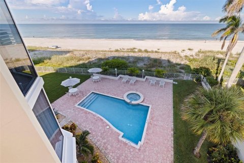 Copropriété à vendre à Indian Shores, Floride: 3 chambres, 189.99 m2 № 2398994 - photo 2