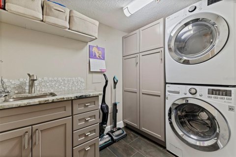 Copropriété à vendre à Indian Shores, Floride: 3 chambres, 189.99 m2 № 2398994 - photo 26