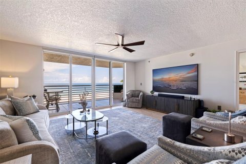 Copropriété à vendre à Indian Shores, Floride: 3 chambres, 189.99 m2 № 2398994 - photo 6