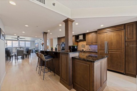 Copropriété à vendre à Indian Shores, Floride: 3 chambres, 189.99 m2 № 2398994 - photo 16