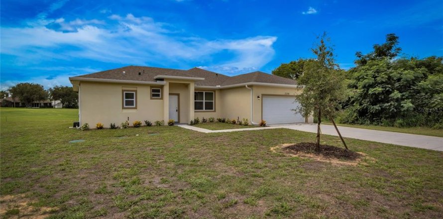 Villa ou maison à Clermont, Floride 4 chambres, 162.86 m2 № 1430617
