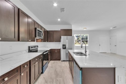 Villa ou maison à louer à Clermont, Floride: 4 chambres, 162.86 m2 № 1430617 - photo 11